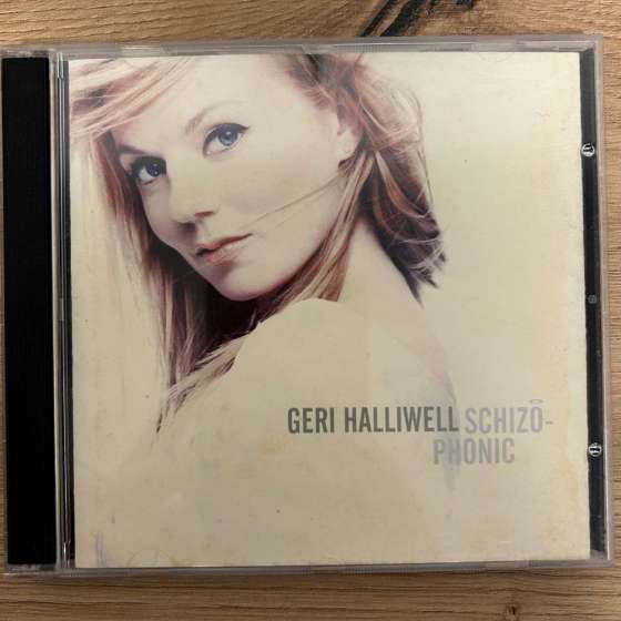 CD-Geri Halliwell –...