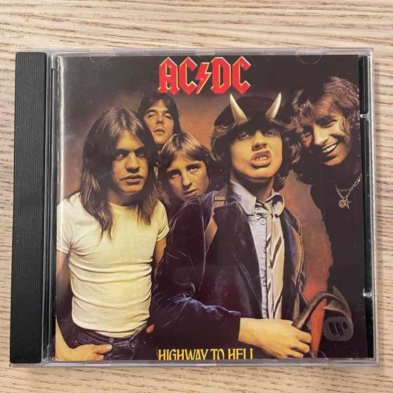 AC/DC – Highway To Hell (1994)