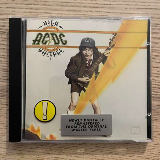 AC/DC – High Voltage (1994)