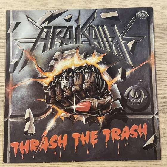 Arakain – Thrash The Trash...