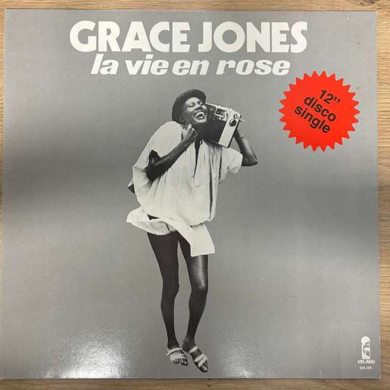 Grace Jones – La Vie En Rose